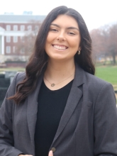 headshot of Adrianna Giuliani