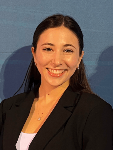 Head shot of Eliana Johns